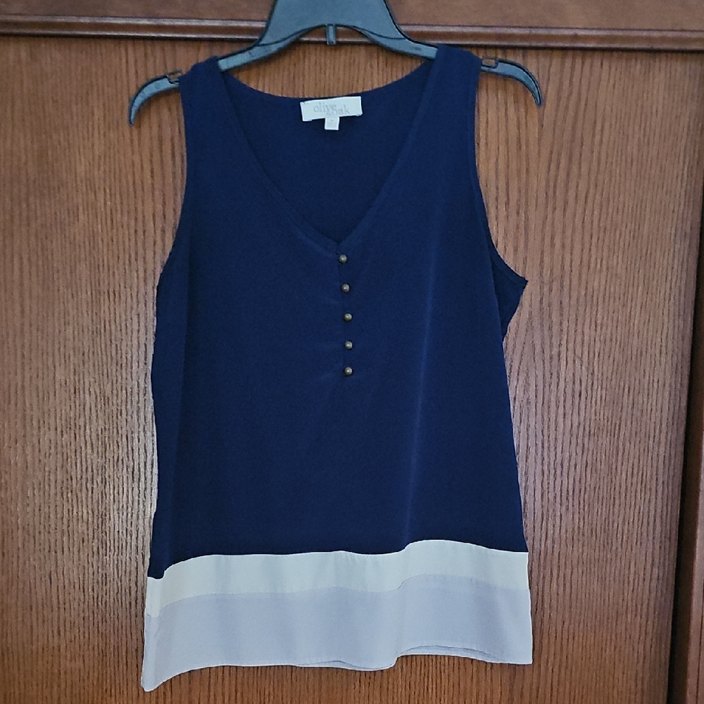 Olive & Oak Blue and White Sleeveless Tank Top